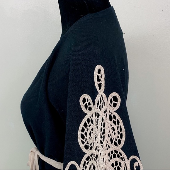 Anthro Style CURIO at Faena Bazaar Women's Lace Flared Boho Sleeve Wrap Sweater - Picture 7 of 14